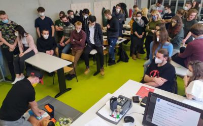 Začíná školení všech studentů FLD